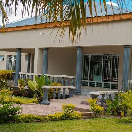 Adams Lodges Ltd Mangochi Exterior photo